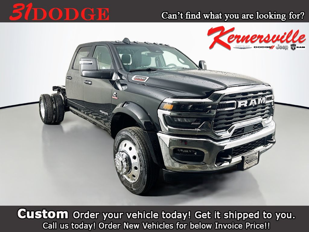 2026 RAM 5500 Big Horn 4X4 Crew Cab DRW 173" WB's photo