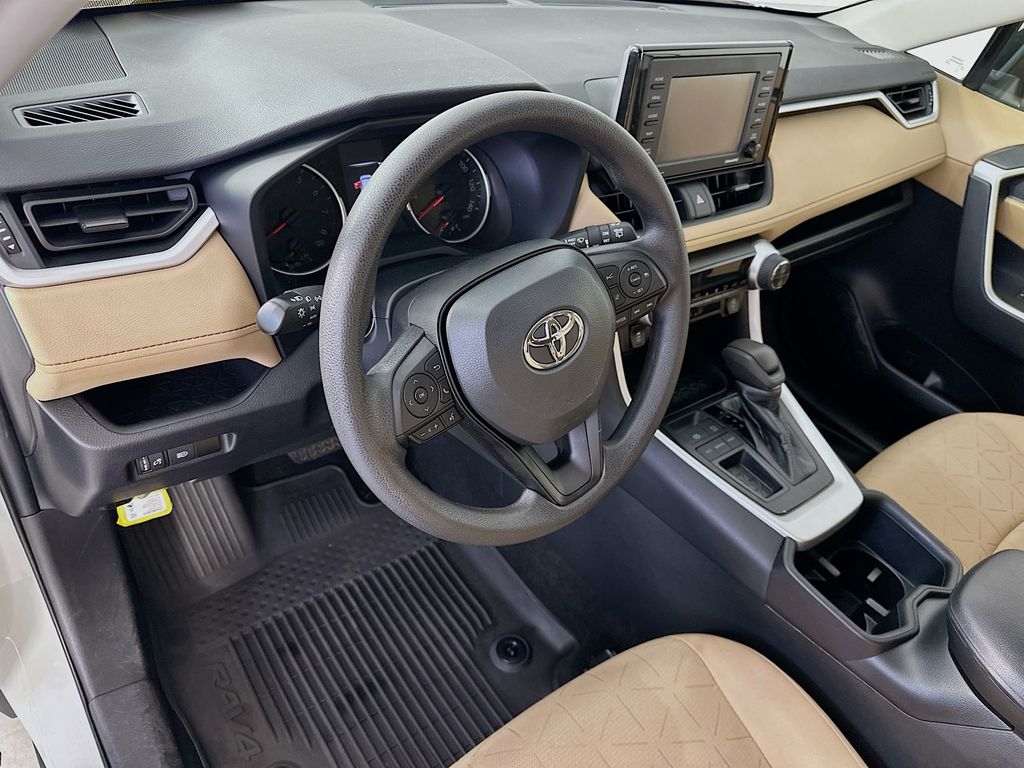 ToyotaRAV426