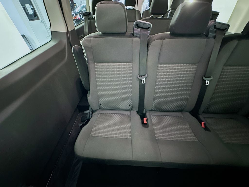 FordTransit-35012