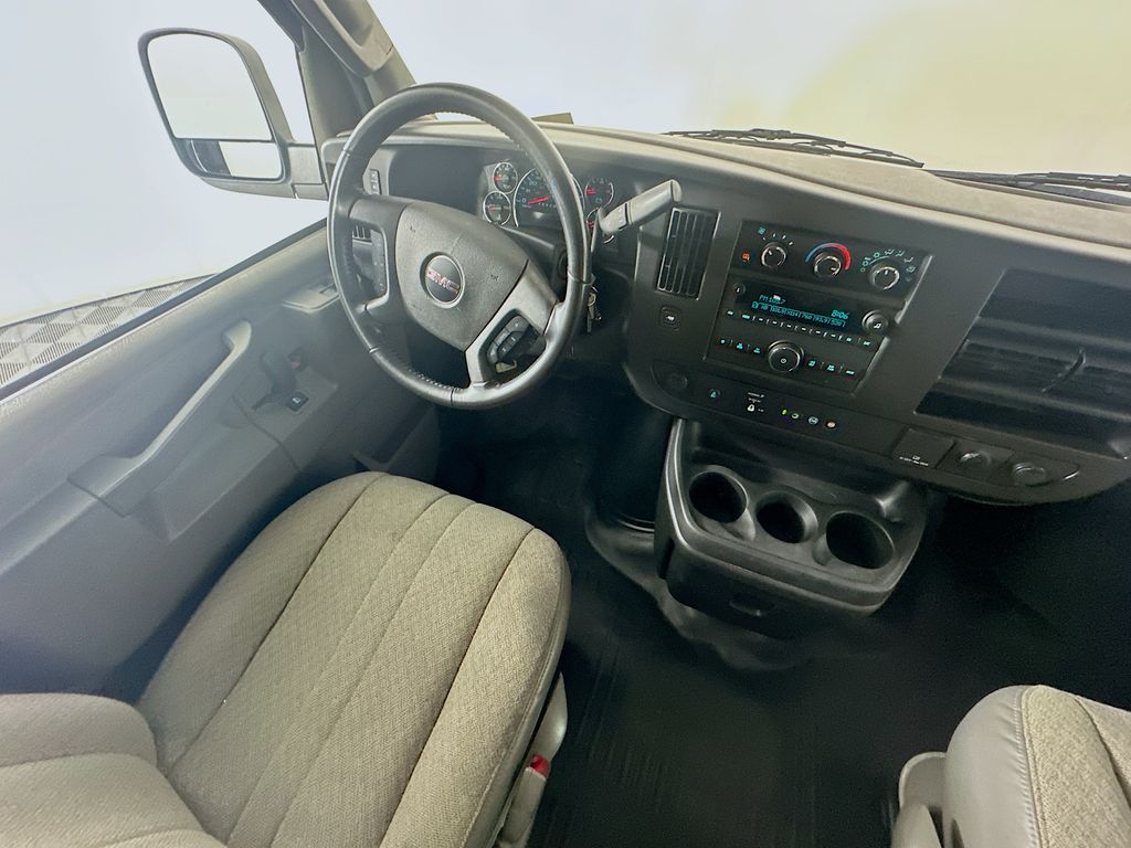 GMCSavana 25009