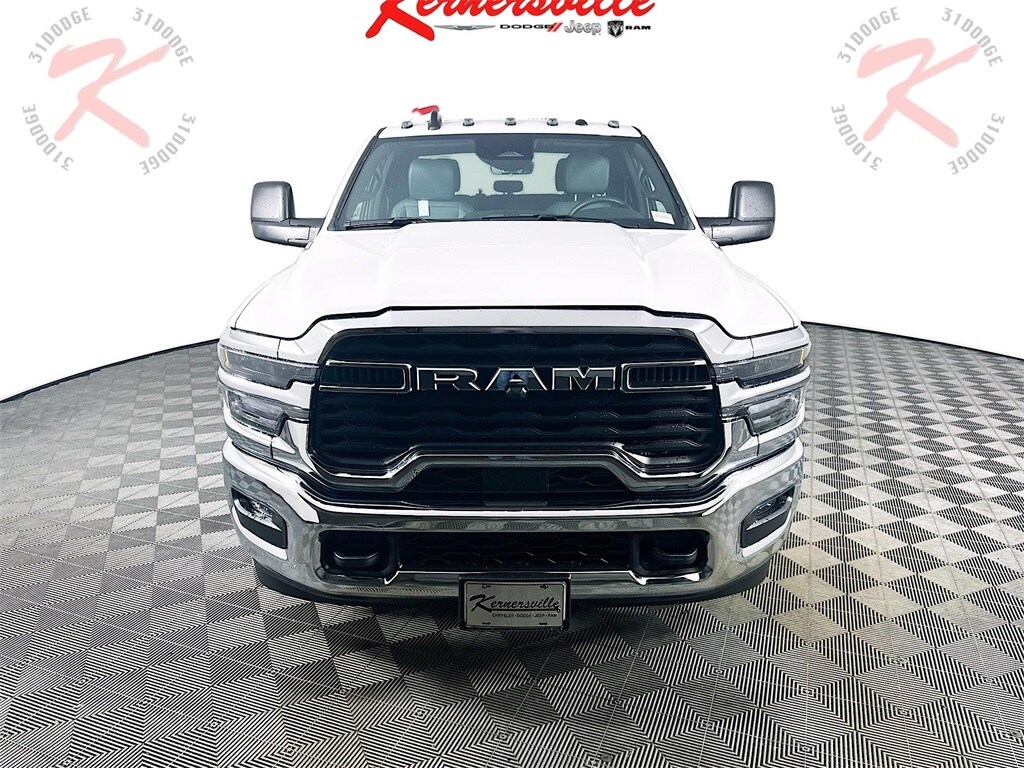 2026 Ram 2500 Tradesman photo 2