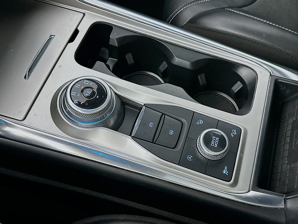 FordExplorer16