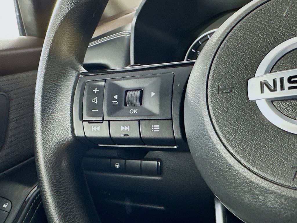 NissanRogue25