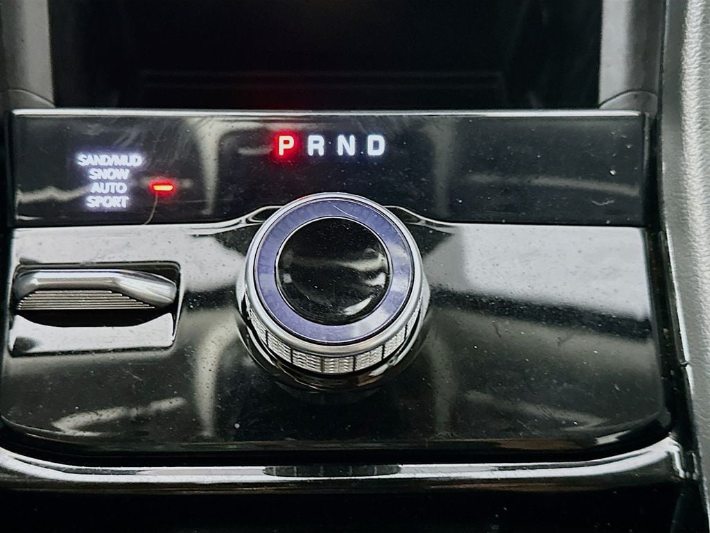 JeepGrand Cherokee L16