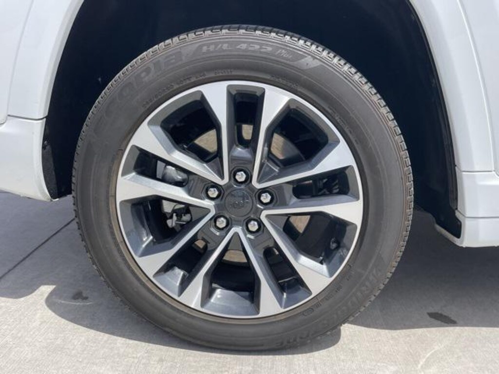 Used 2022 Jeep Grand Cherokee Overland 4x4 SUV