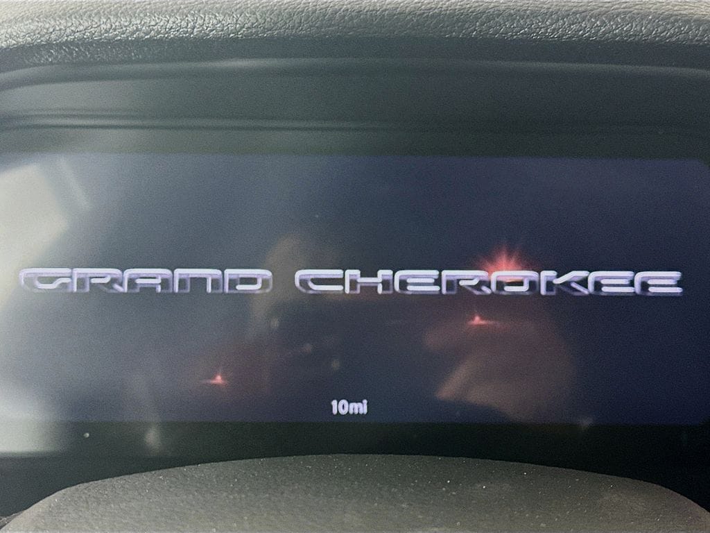 JeepGrand Cherokee11