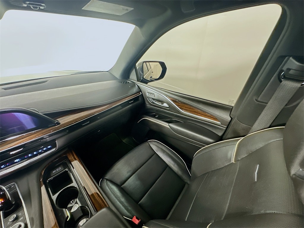 CadillacEscalade ESV11