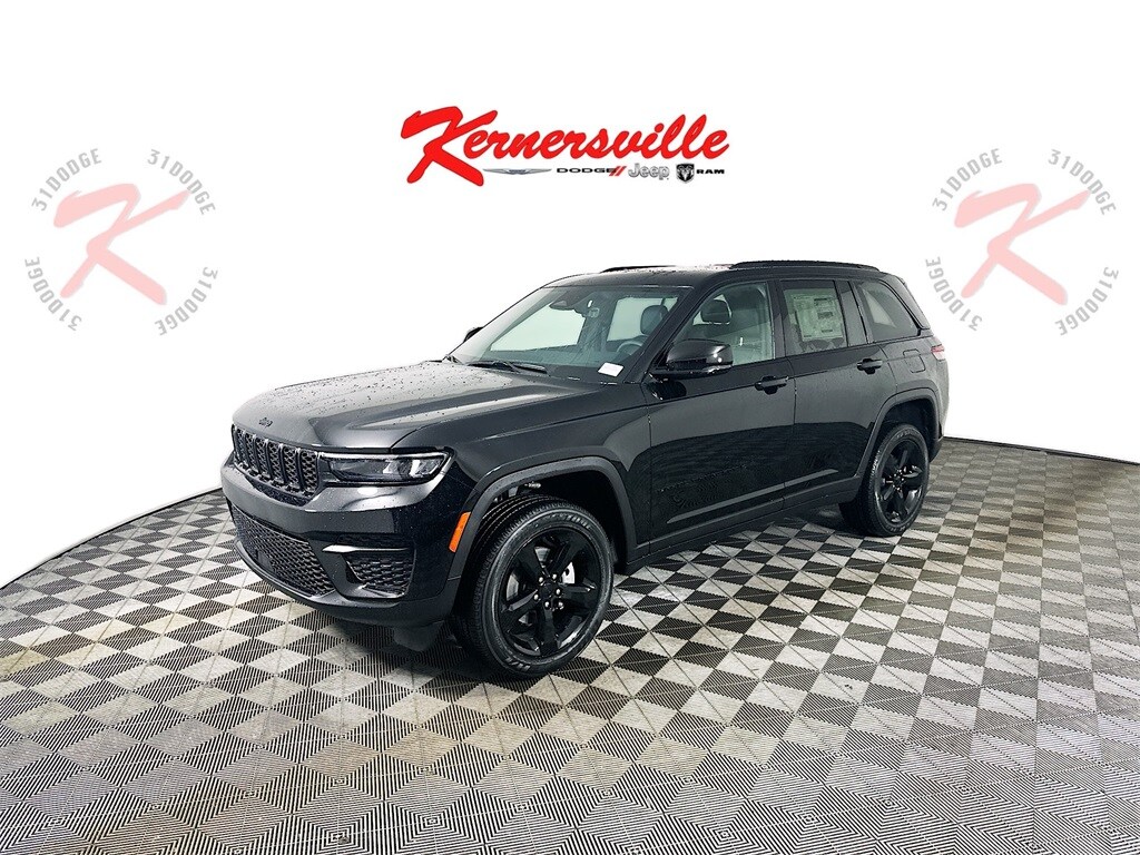 2025 Jeep Grand Cherokee Altitude X photo 3