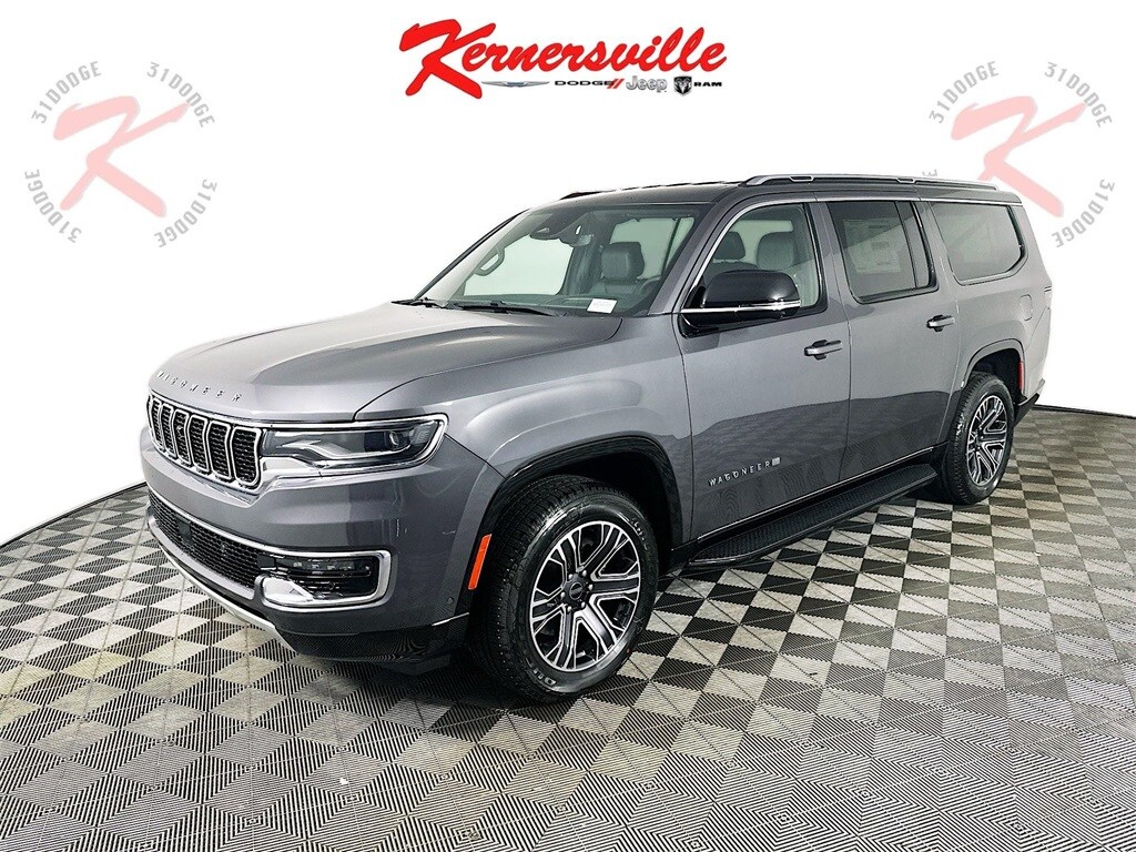 2025 Jeep Wagoneer L Series II photo 3