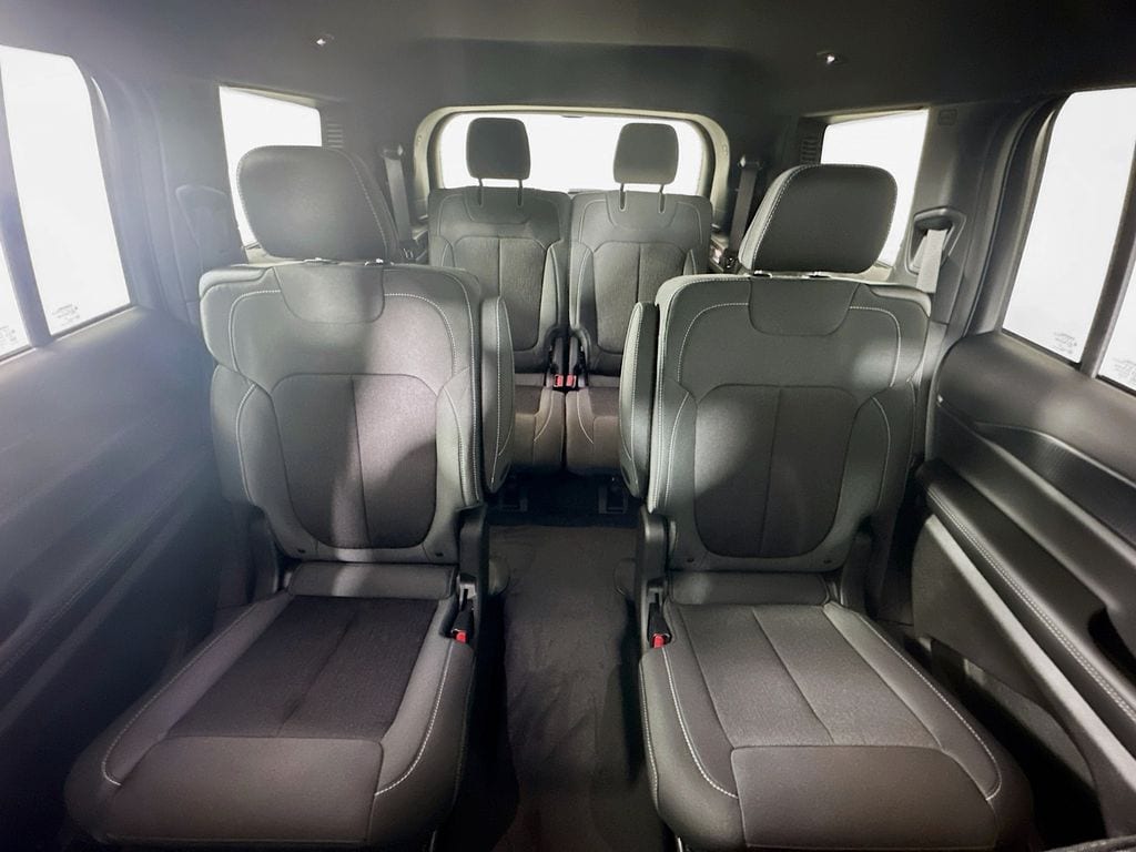 JeepGrand Cherokee L10