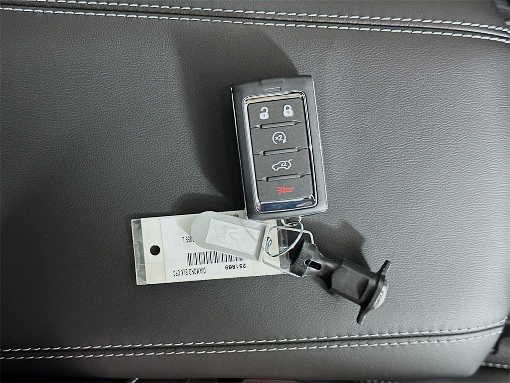 JeepGrand Cherokee L20