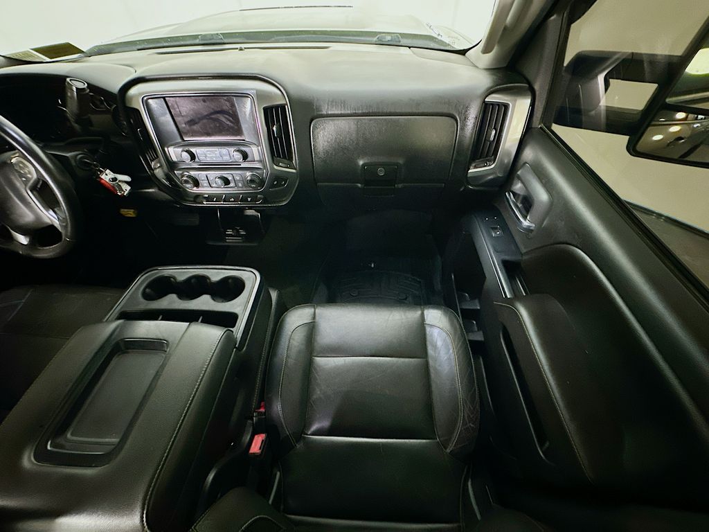ChevroletSilverado 2500HD11