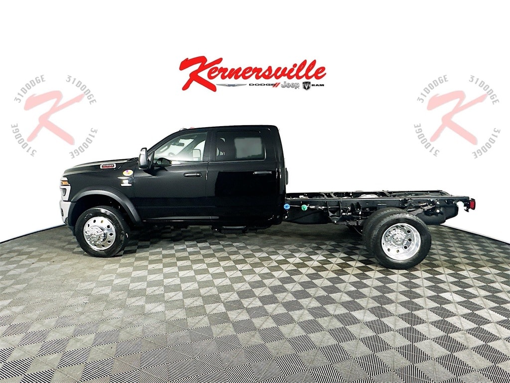 New 2026 Ram 5500 Chassis Tradesman 60CA Dually Truck Crew Cab