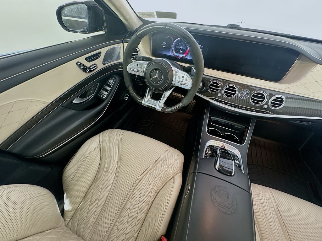 Mercedes-BenzS-Class9