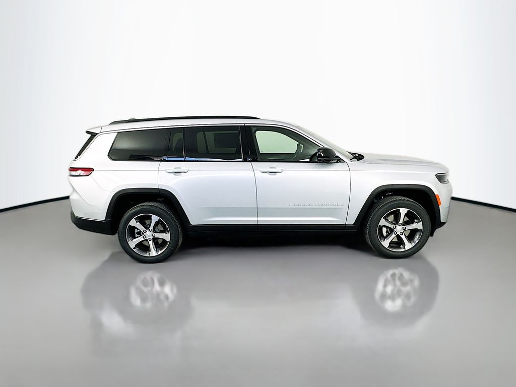 JeepGrand Cherokee L8