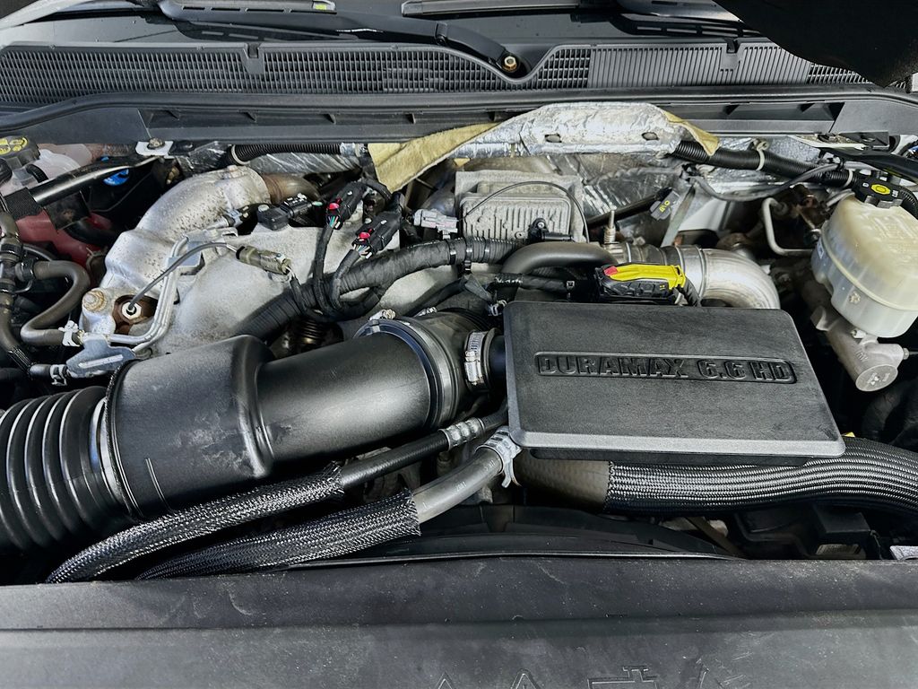 GMCSierra 2500HD32