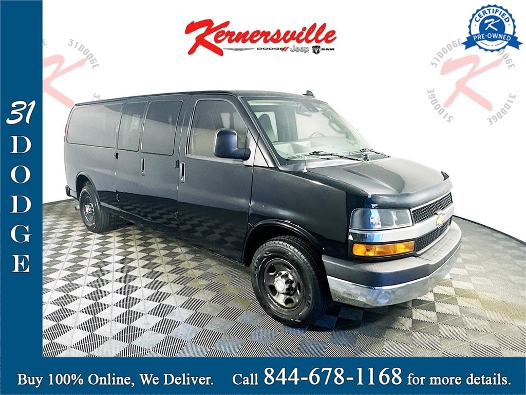 2020 Chevrolet Express Passenger LT