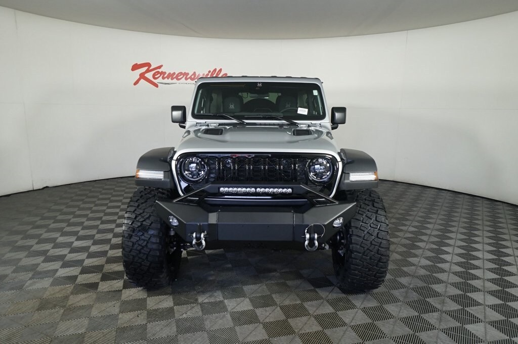 2024 Jeep Wrangler Unlimited Willys photo 2