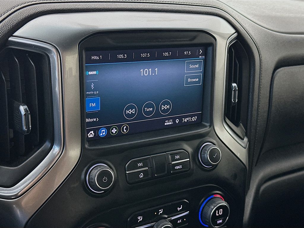 ChevroletSilverado 1500 LTD17