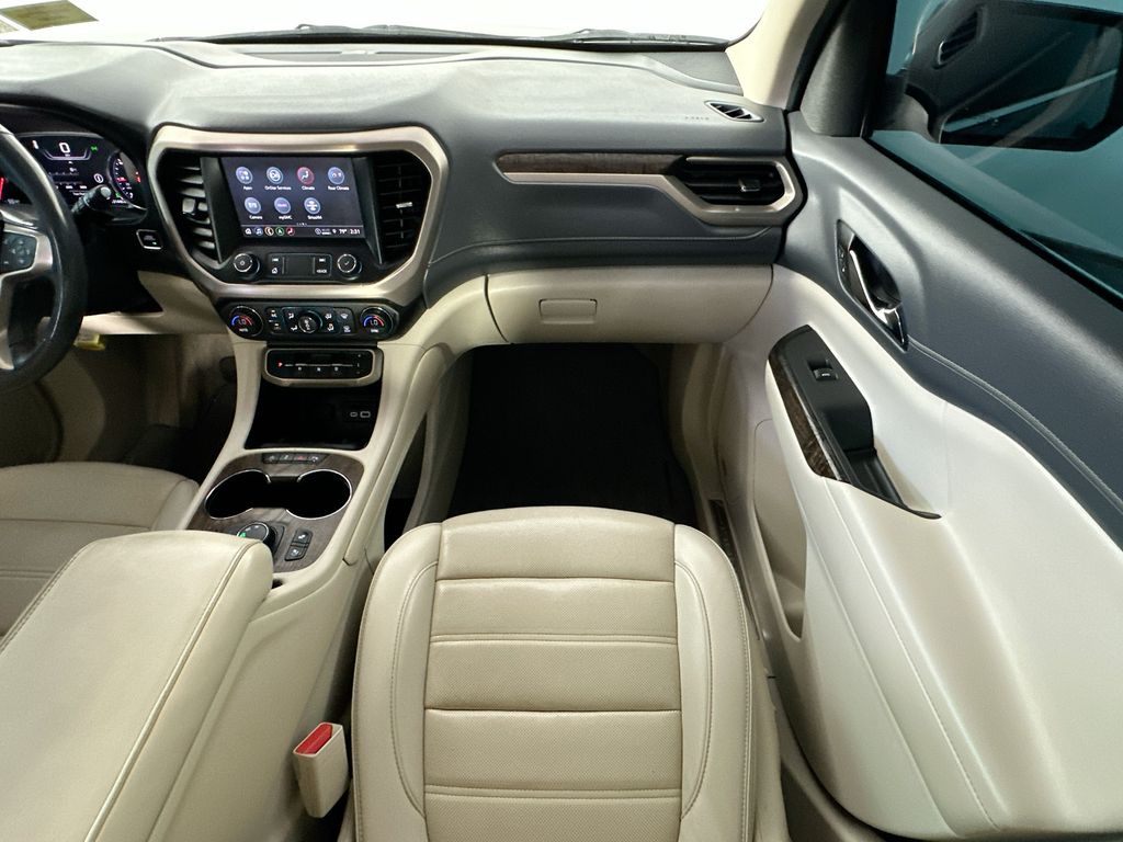 GMCAcadia11
