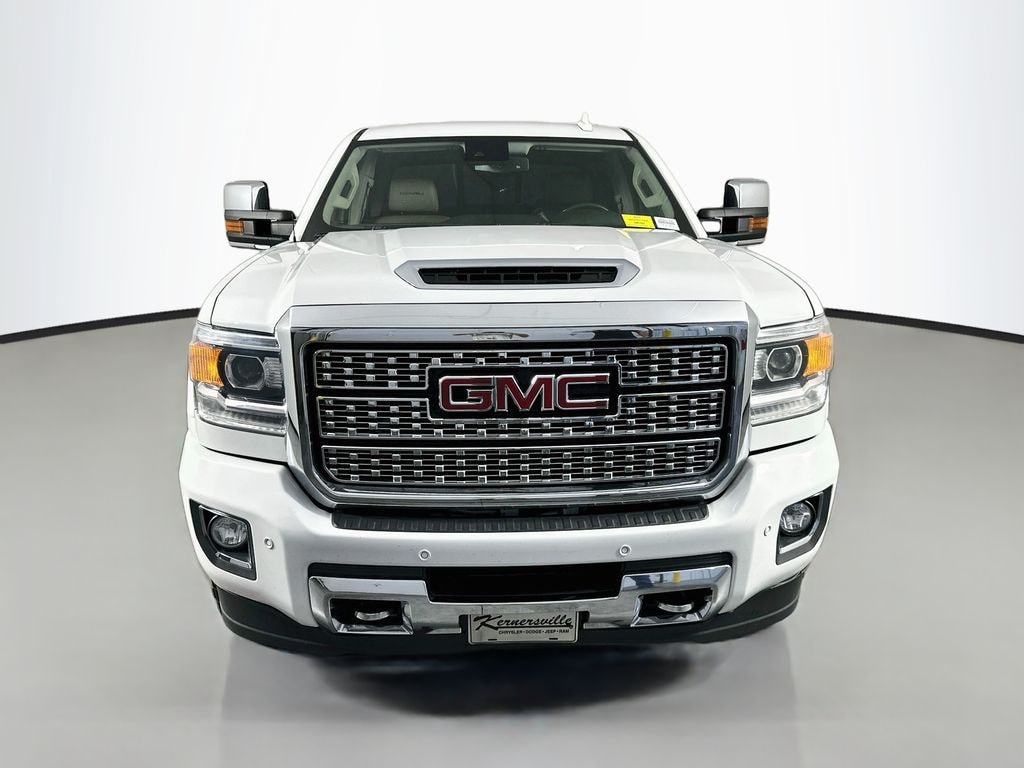 Used 2019 GMC Sierra 2500HD Denali Truck Crew Cab