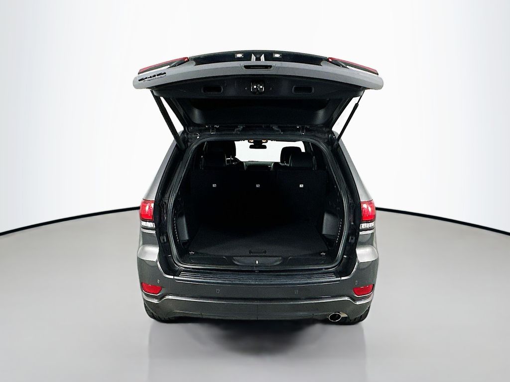 JeepGrand Cherokee29