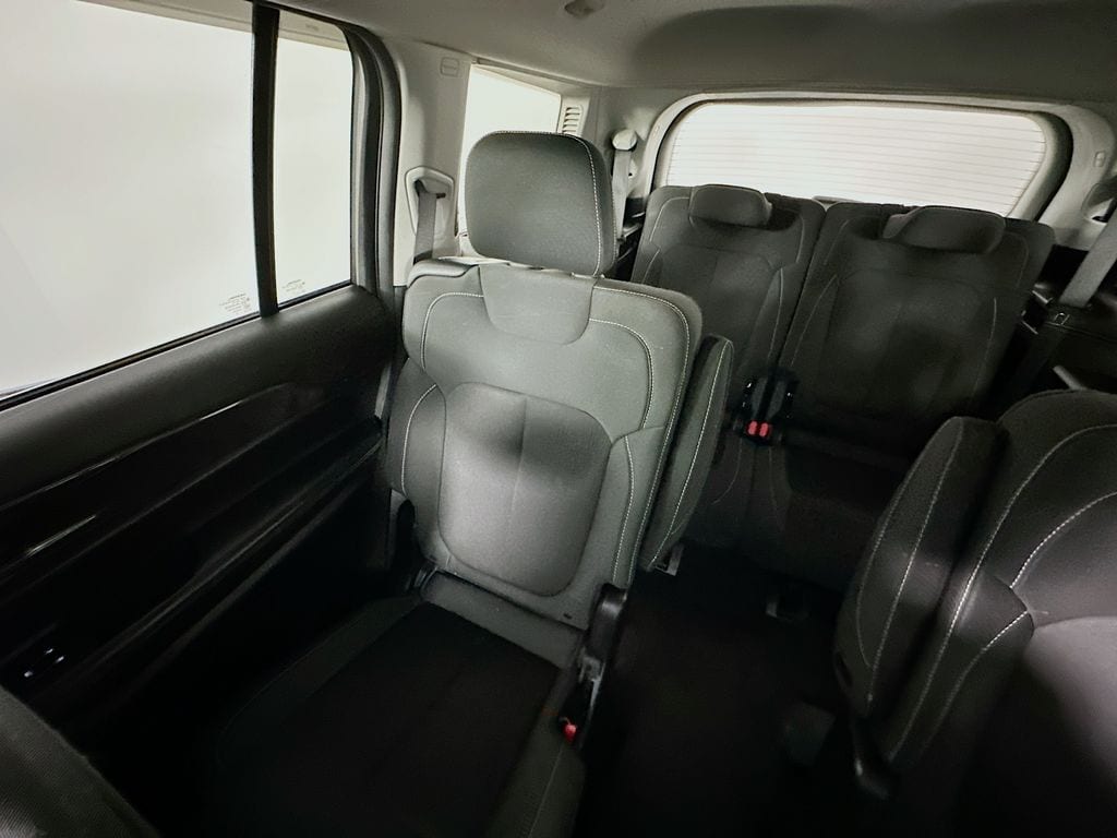 JeepGrand Cherokee L12