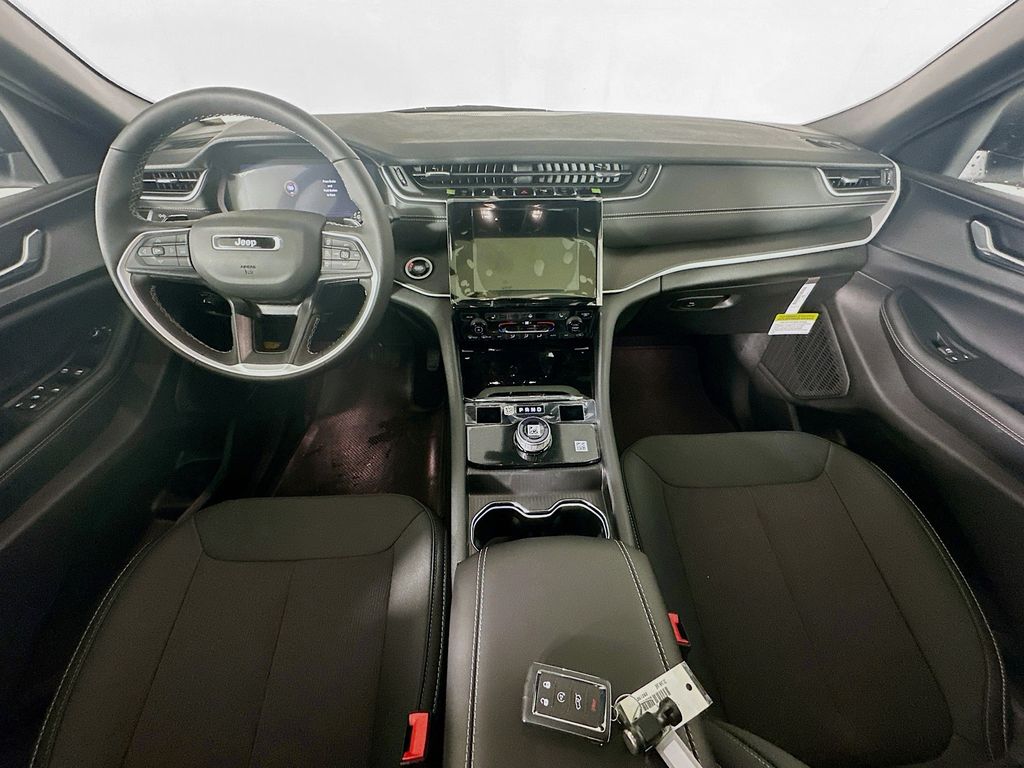 JeepGrand Cherokee L9