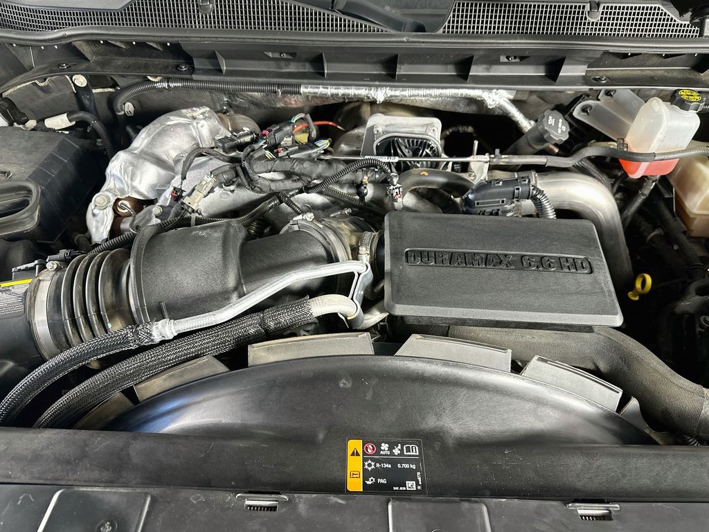 ChevroletSilverado 2500HD33