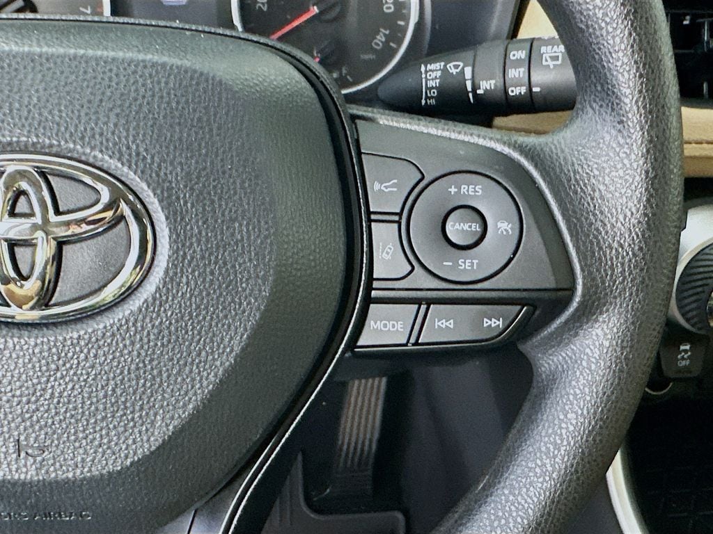ToyotaRAV422