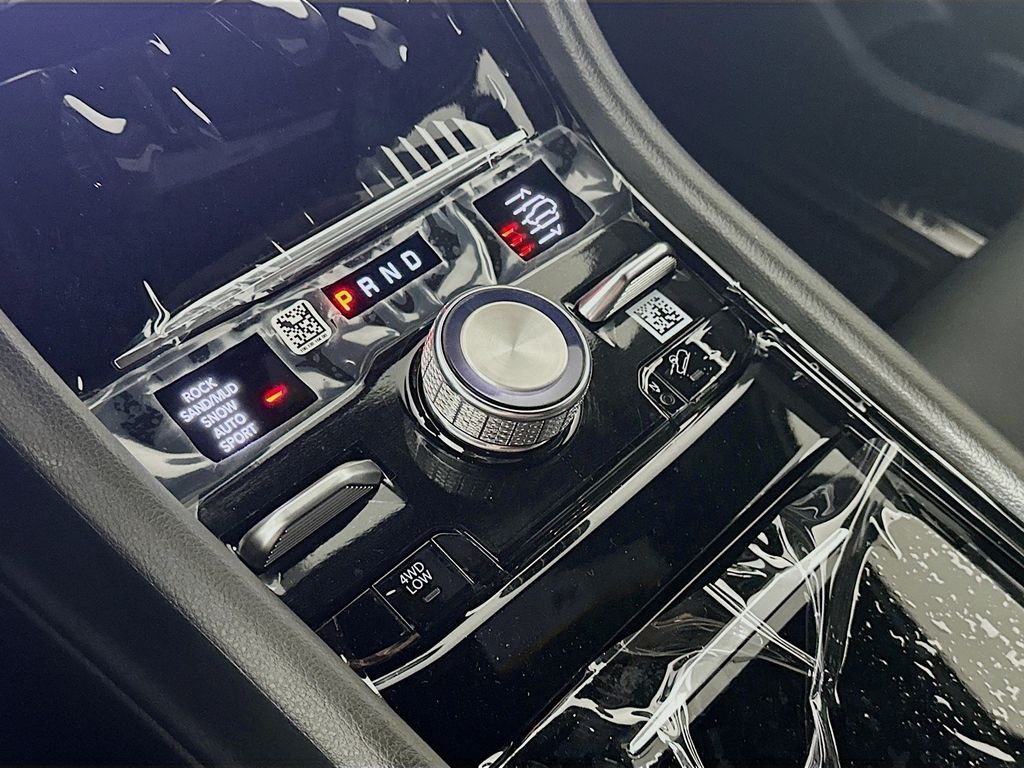 JeepGrand Cherokee L12
