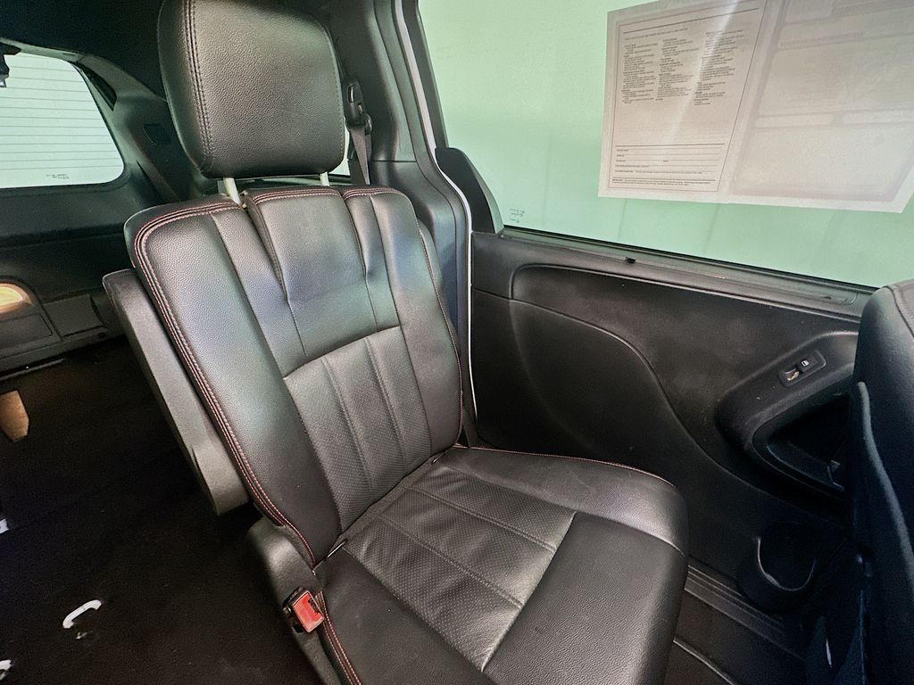 DodgeGrand Caravan14