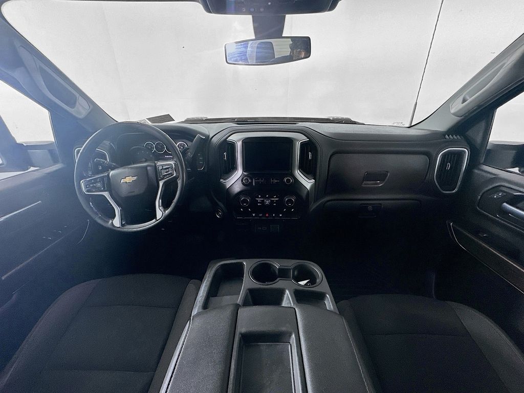 ChevroletSilverado 3500HD10