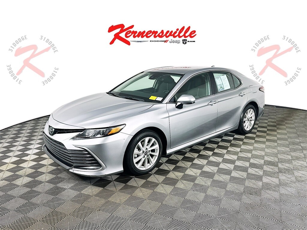 2024 Toyota Camry LE photo 3