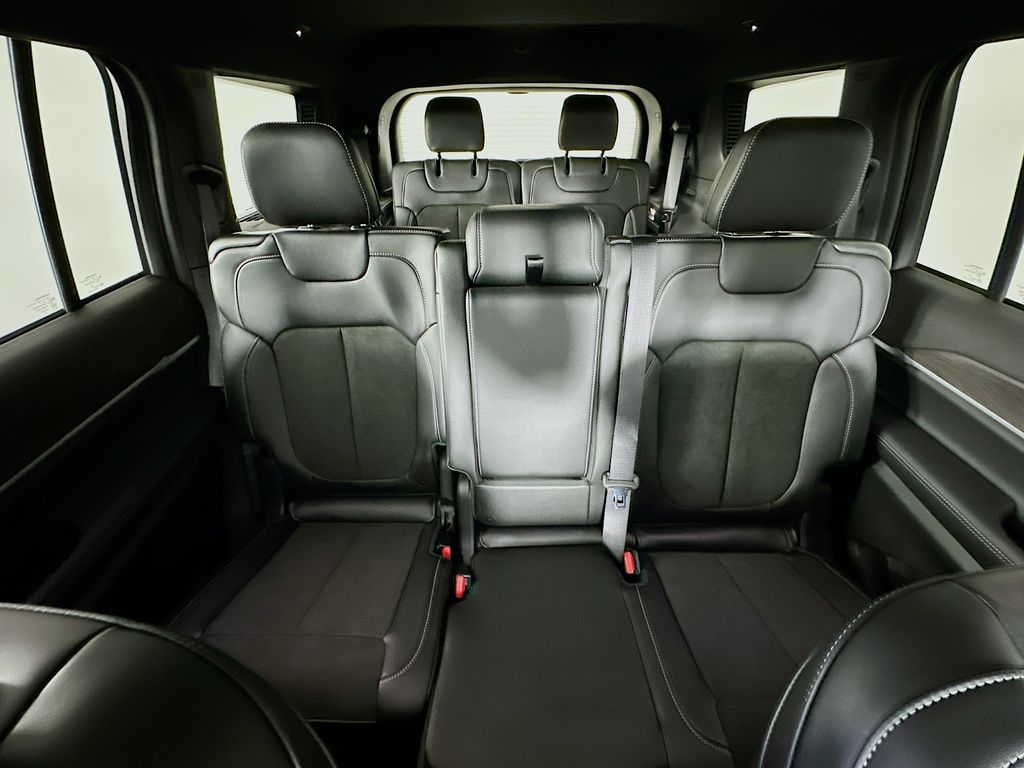 JeepGrand Cherokee L10