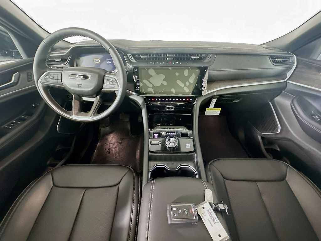 JeepGrand Cherokee9