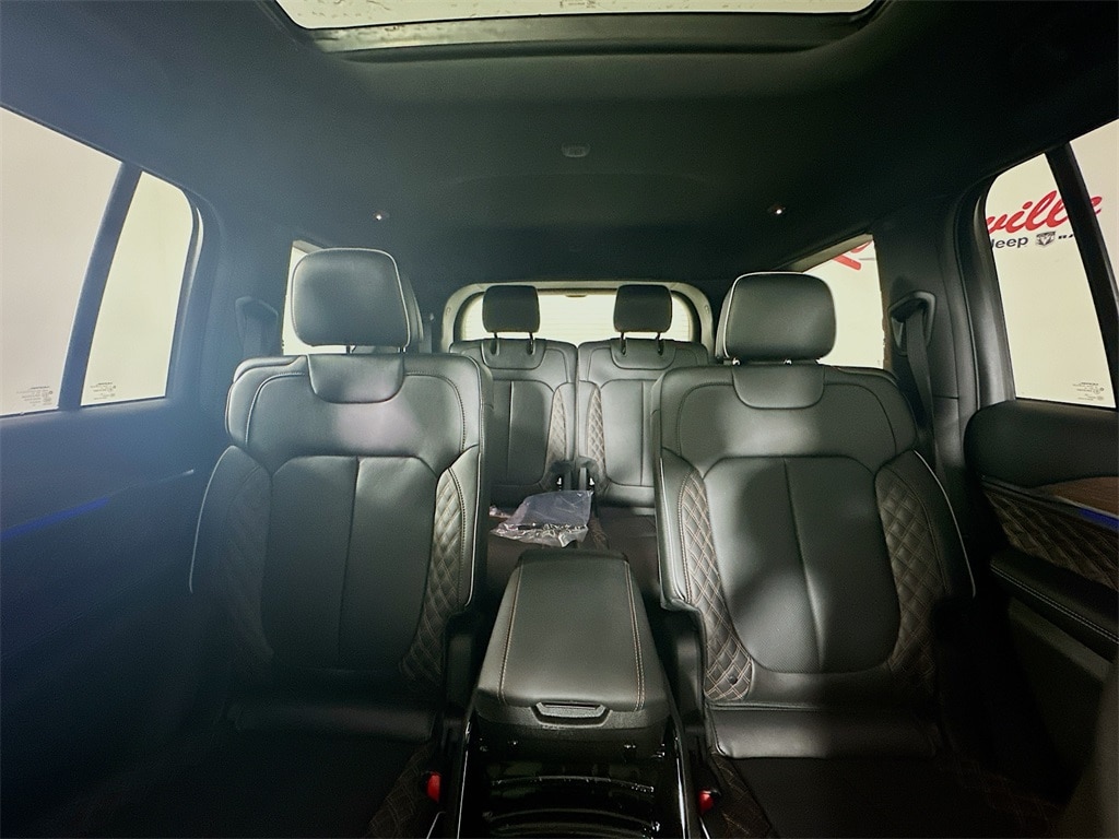 JeepGrand Cherokee L10