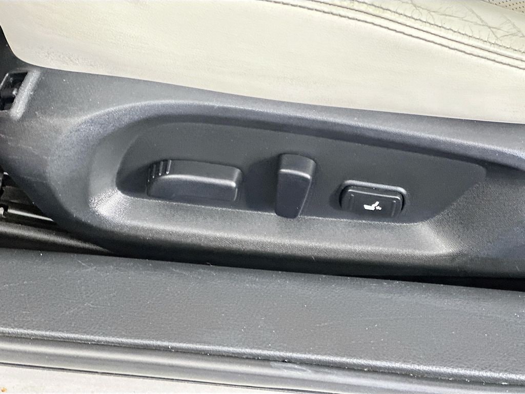INFINITIQ6022