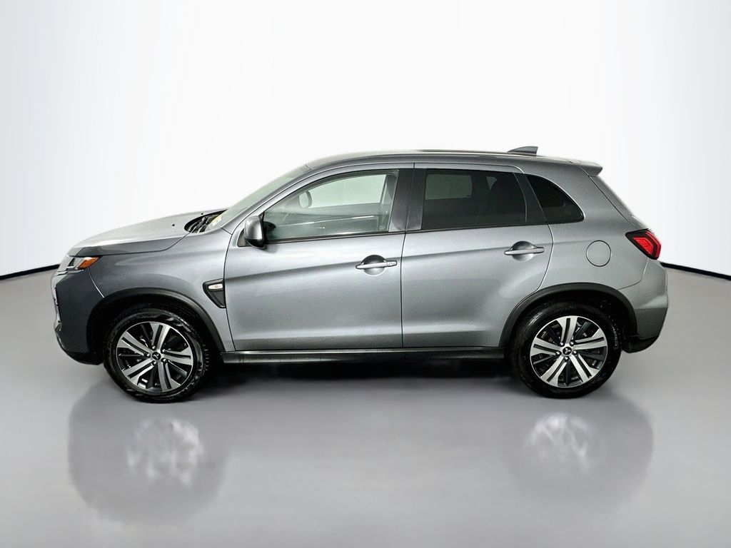 MitsubishiOutlander Sport4