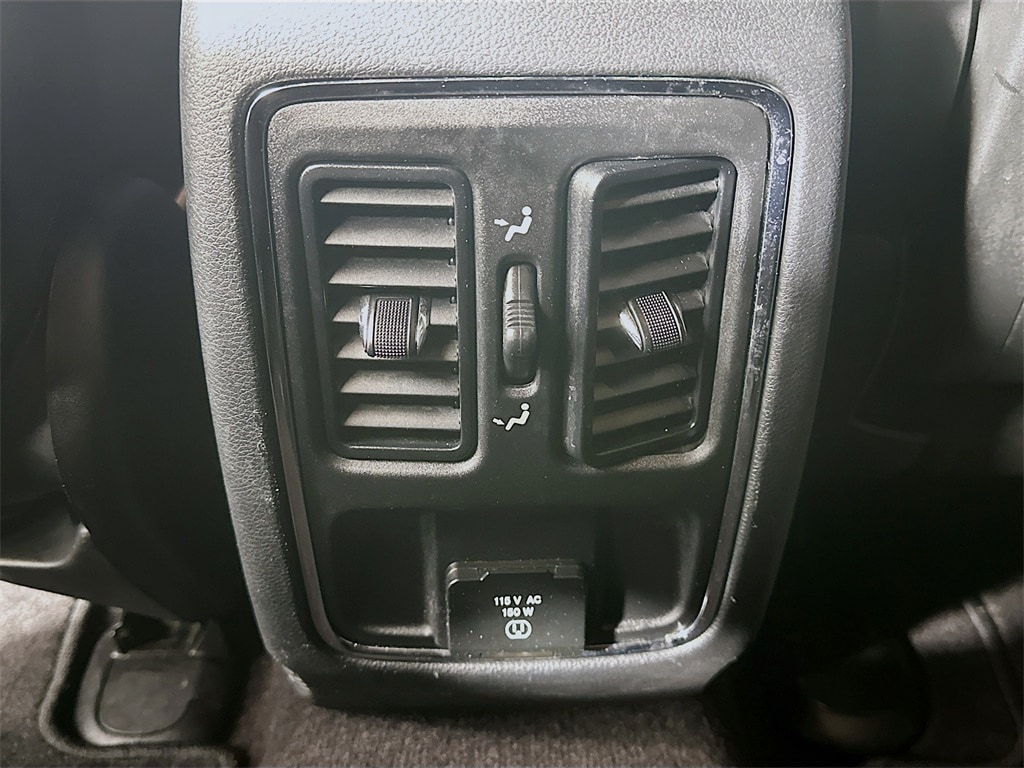 JeepGrand Cherokee22