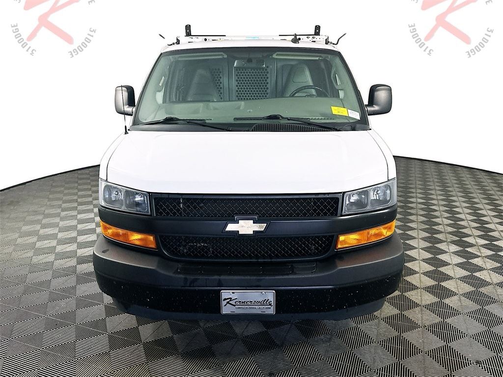 Used 2022 Chevrolet Express Cargo Work Van with VIN 1GCWGAF72N1199487 for sale in Kernersville, NC