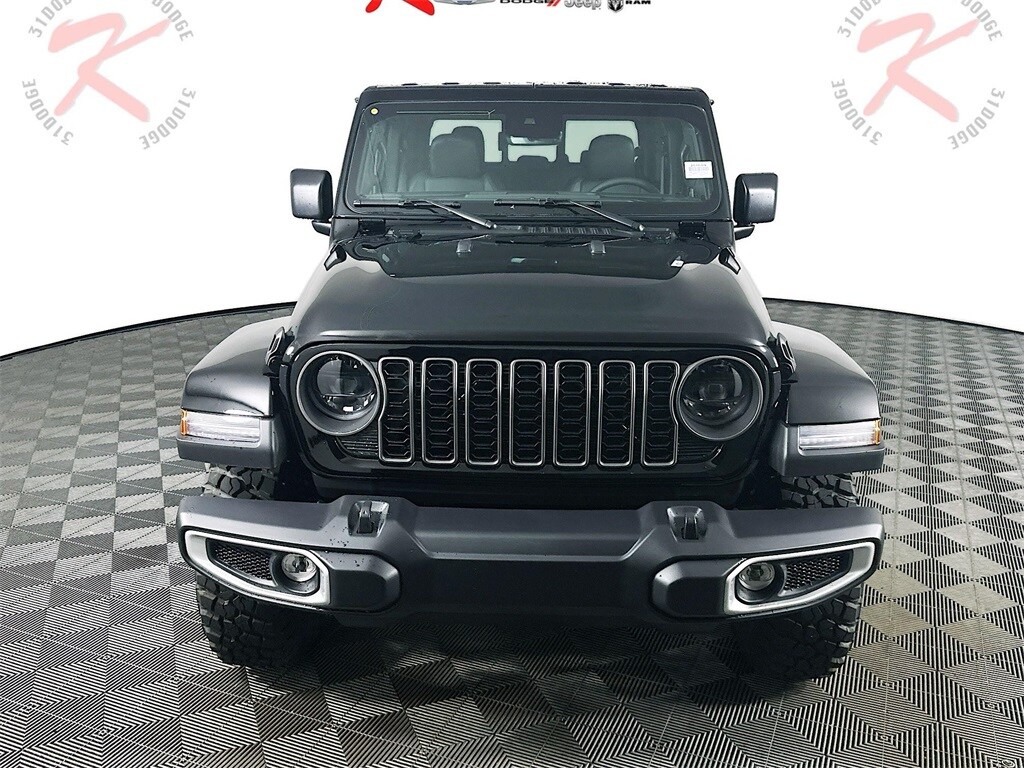 2025 Jeep Gladiator Sport photo 2