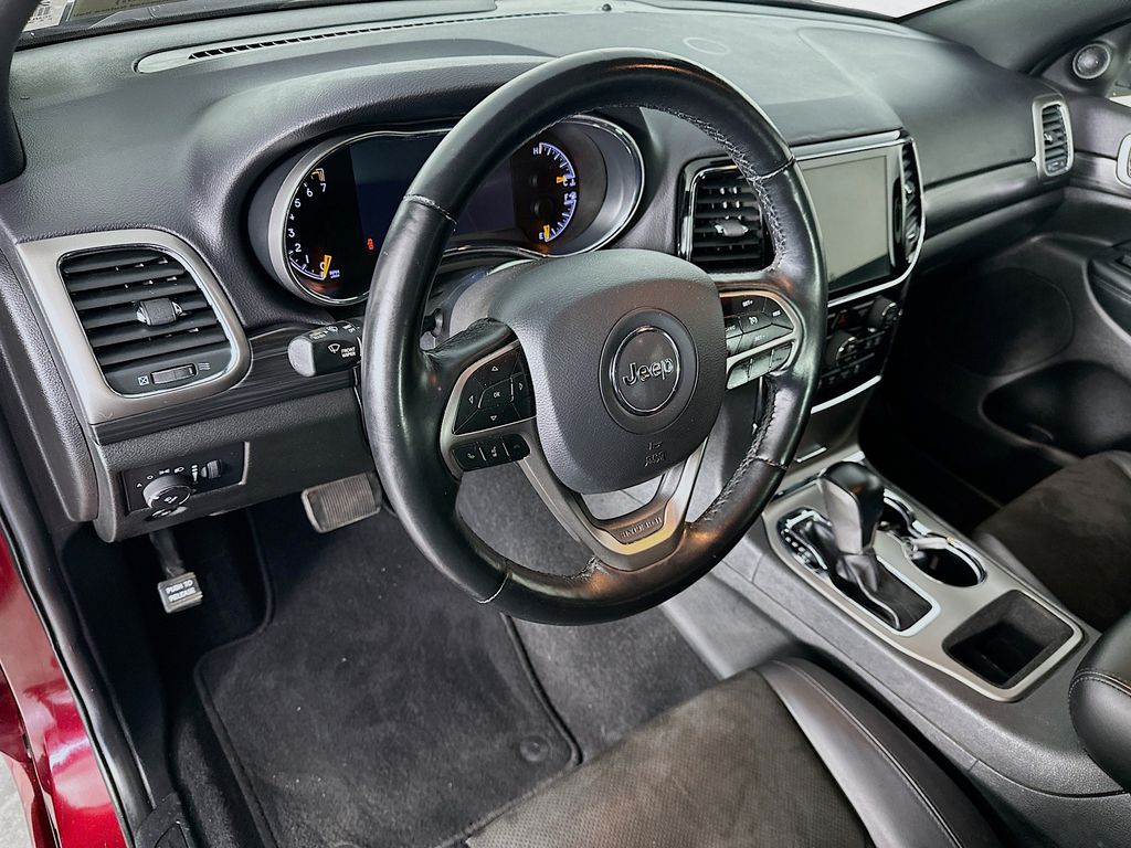 JeepGrand Cherokee29