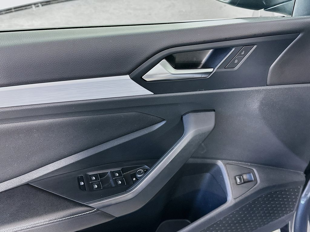 VolkswagenJetta35