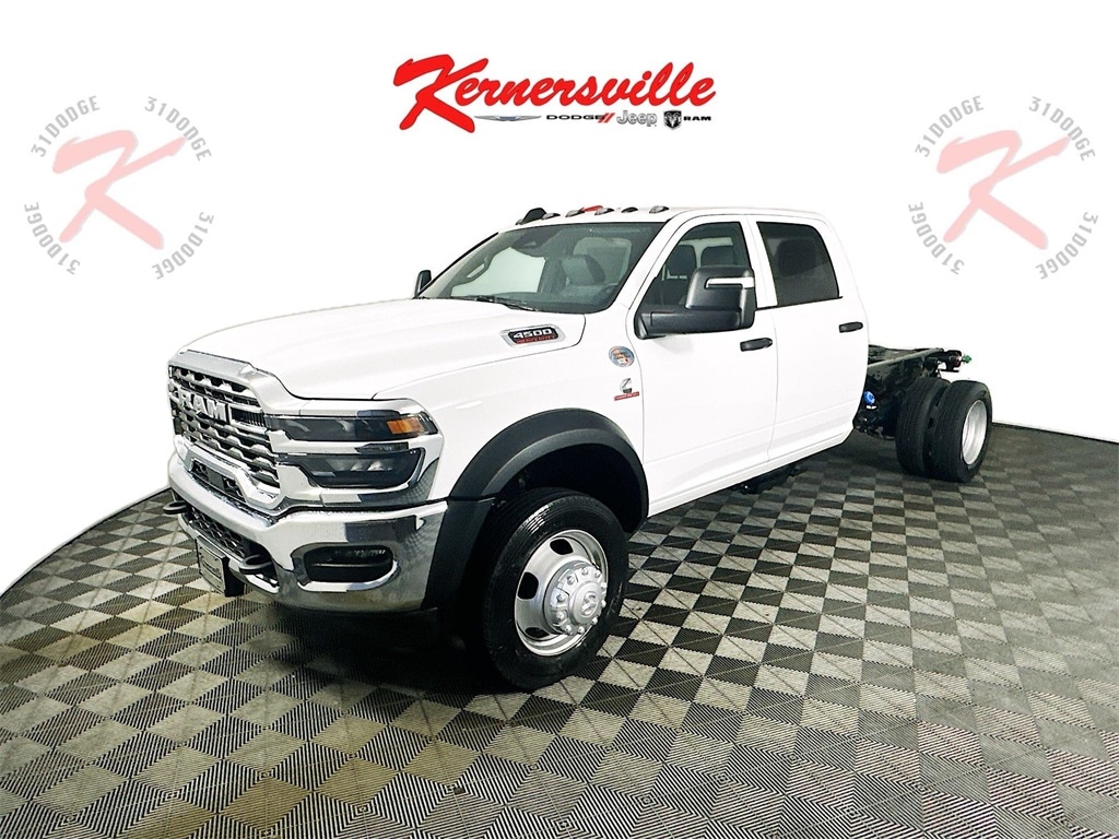 New 2025 Ram 4500 Chassis Tradesman 60CA Dually Truck Crew Cab