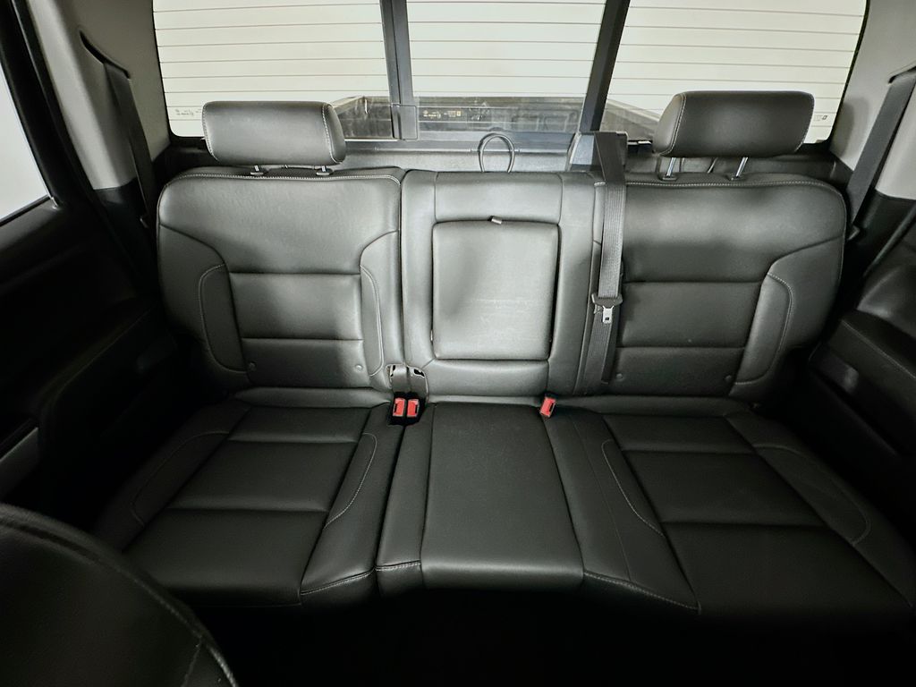 ChevroletSilverado 2500HD13