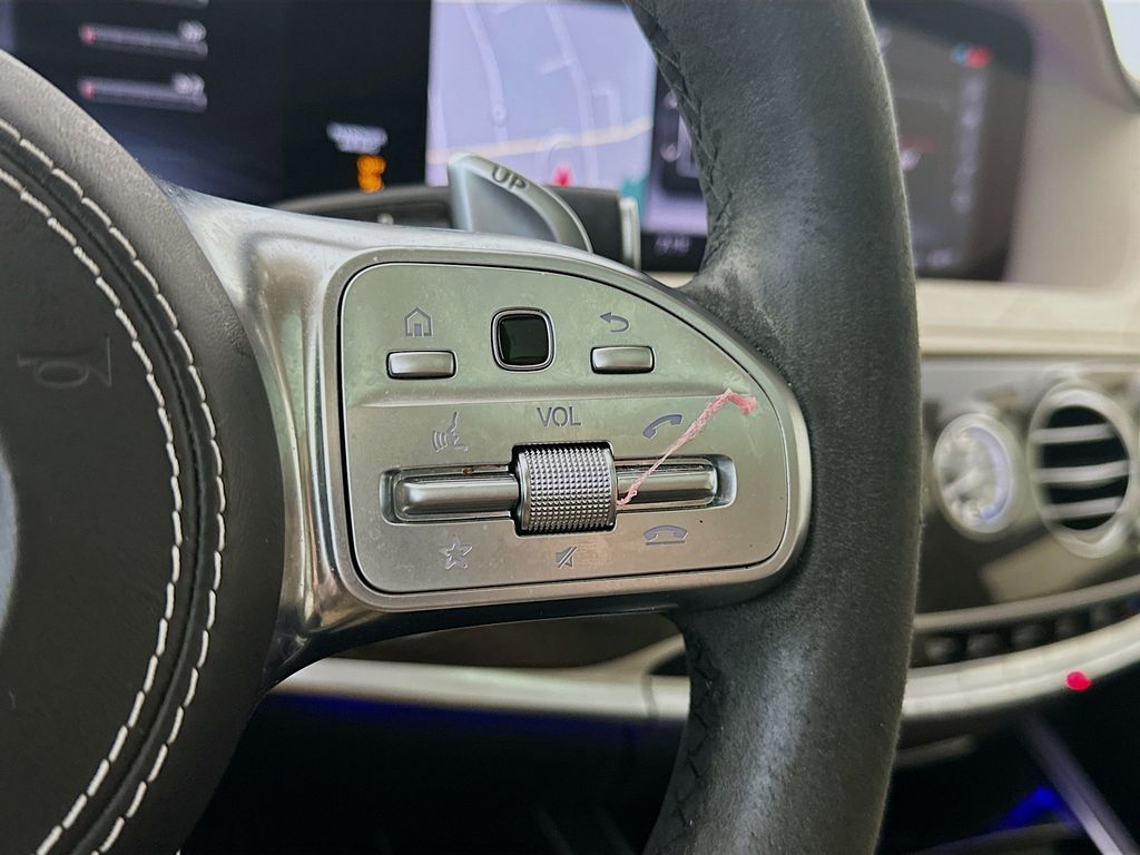 Mercedes-BenzS-Class27