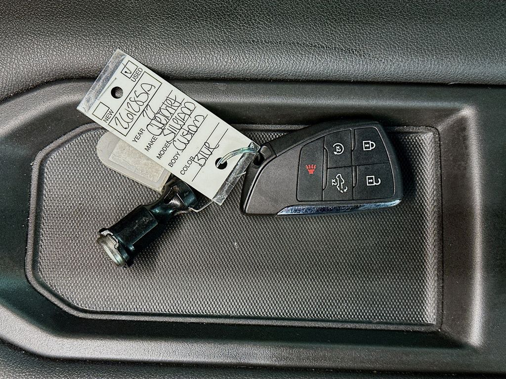 ChevroletSilverado 150035