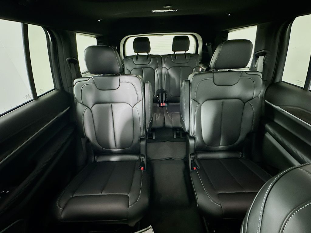 JeepGrand Cherokee L10