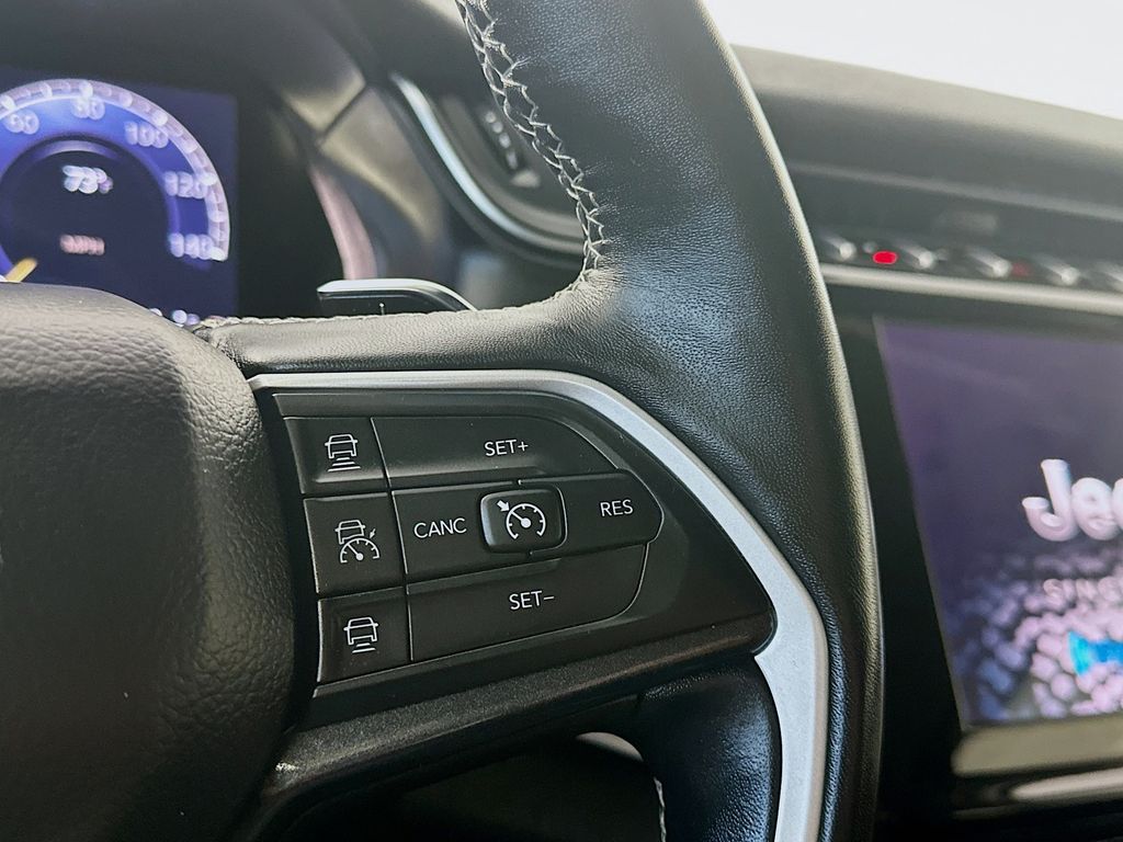 JeepGrand Cherokee L26